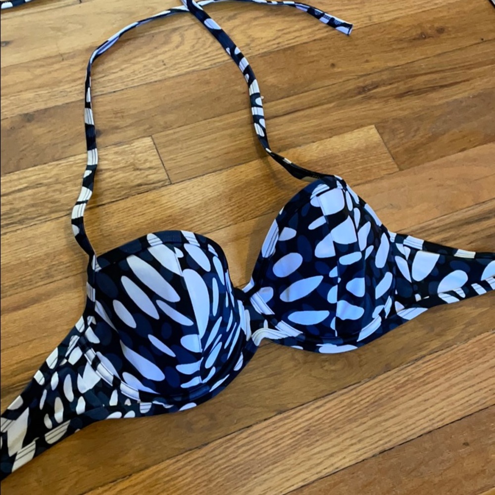 Victoria’s Secret Swim Halter Top - 34D